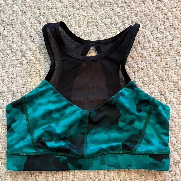 Lululemon bra top. Size 4 - Picture 2 of 4